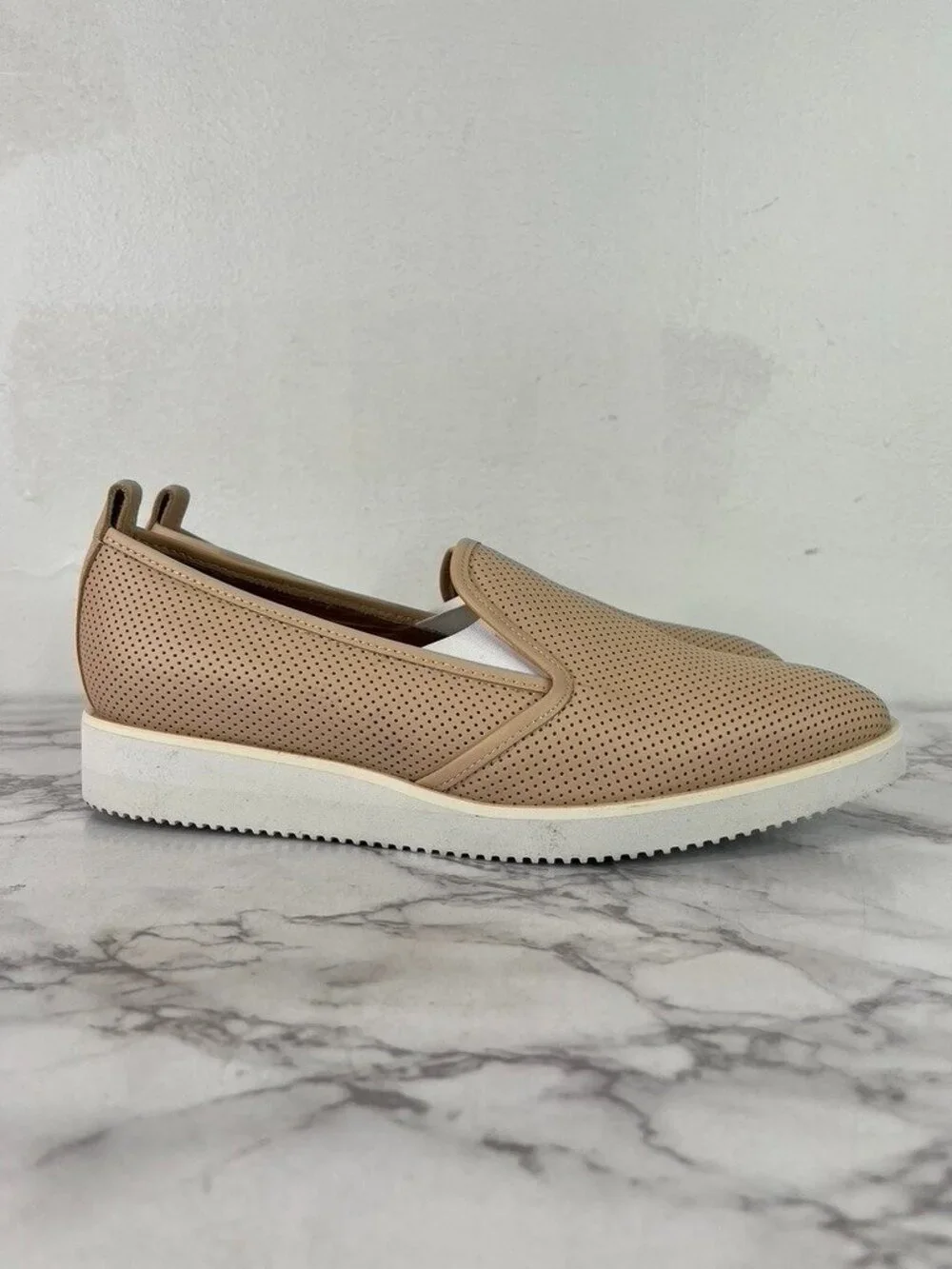 Everlane Women's Pink Pointed Perforated Street Shoes Sz 10